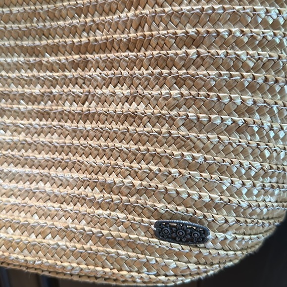 Straw Purse with Pretty Pink Fabric Interior - Picture 3 of 5